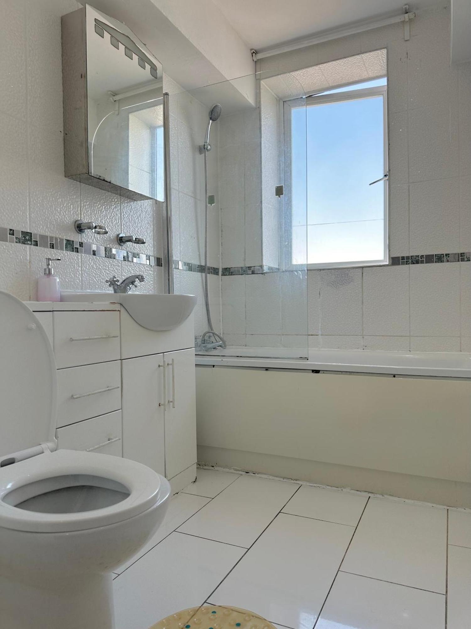 Luxury Private Room In Central 런던 외부 사진