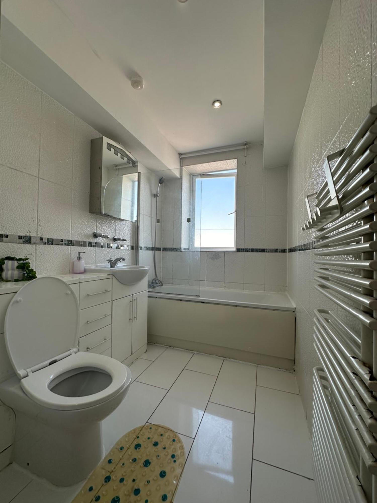 Luxury Private Room In Central 런던 외부 사진