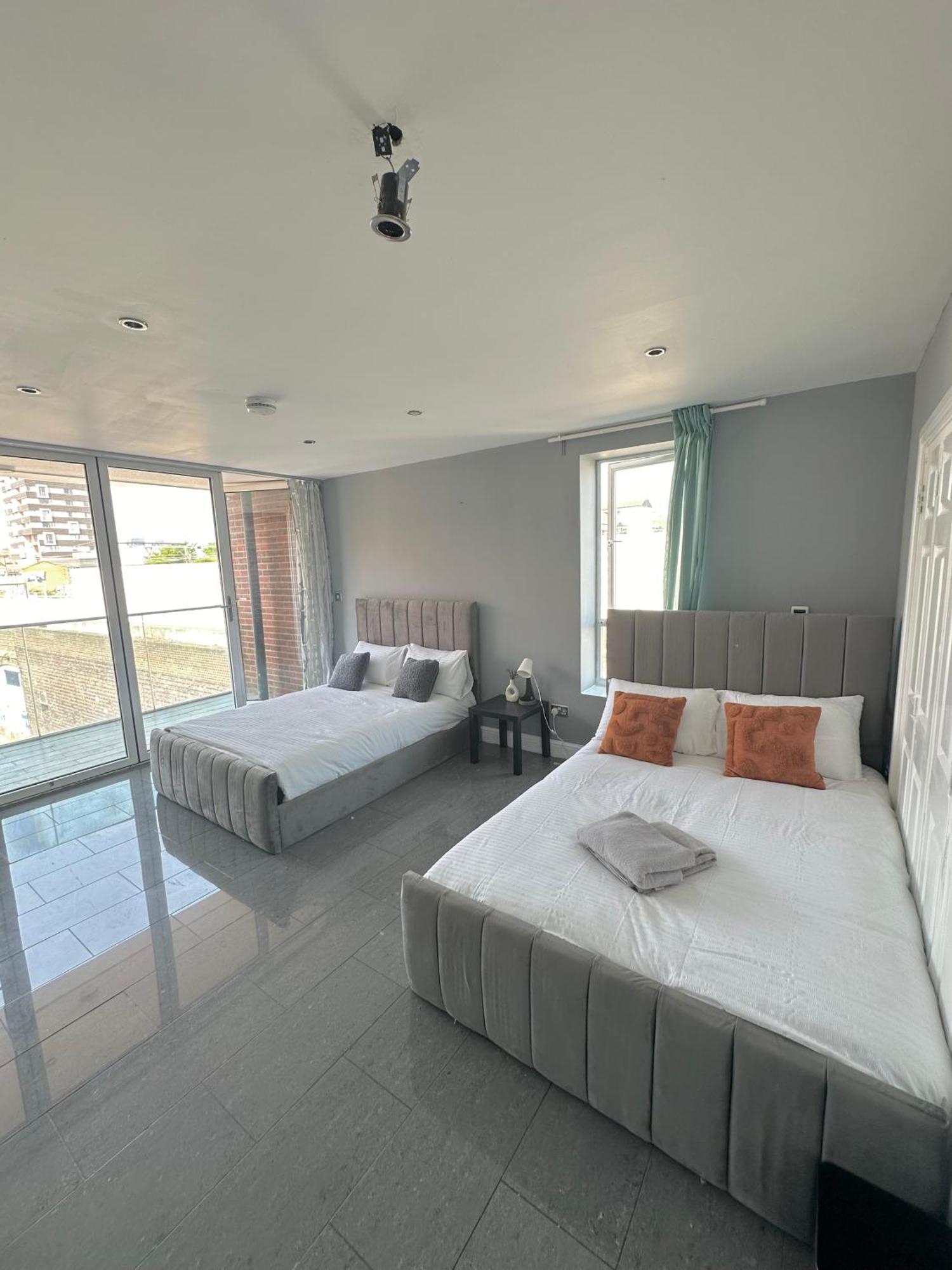 Luxury Private Room In Central 런던 외부 사진