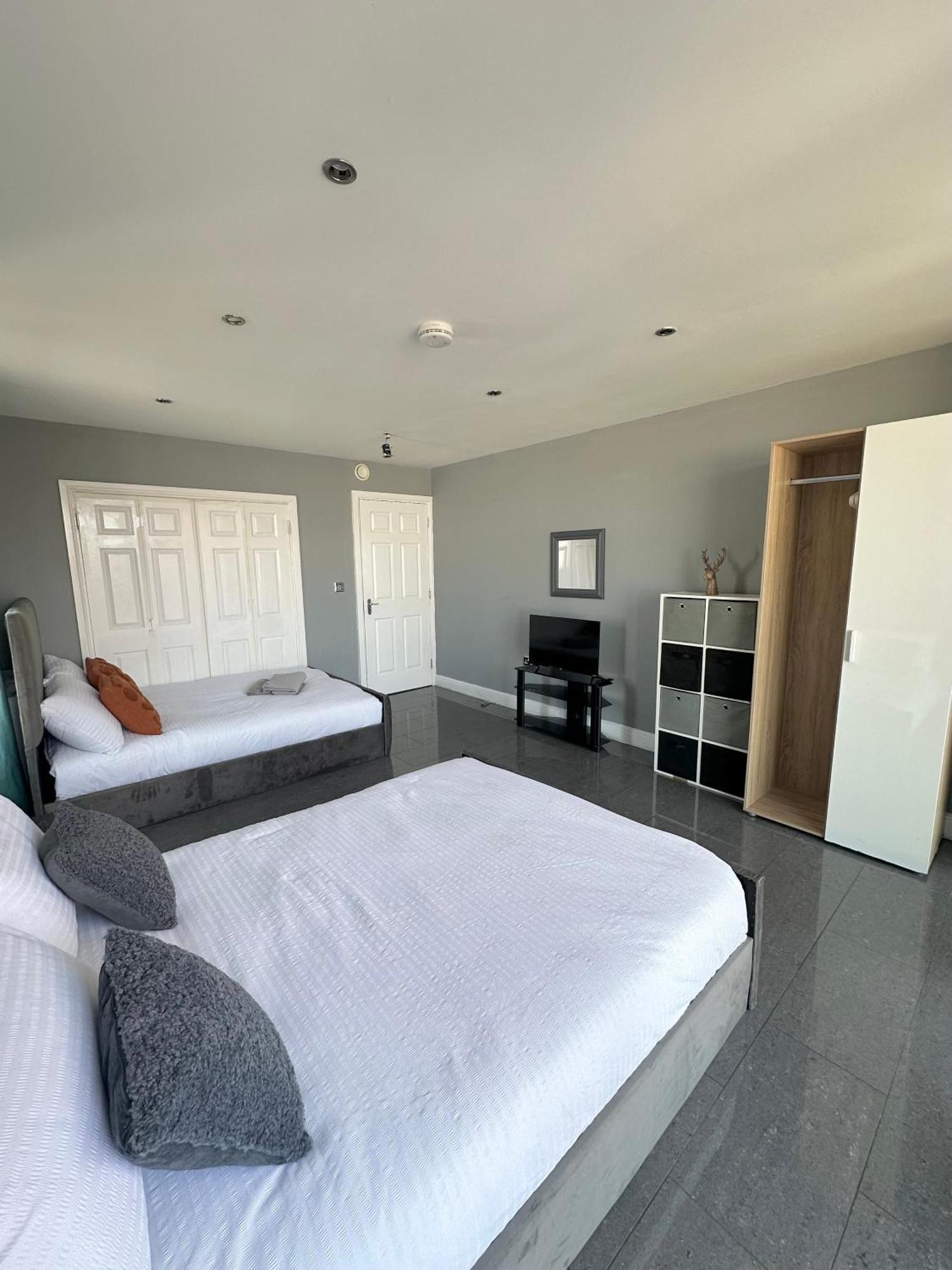 Luxury Private Room In Central 런던 외부 사진