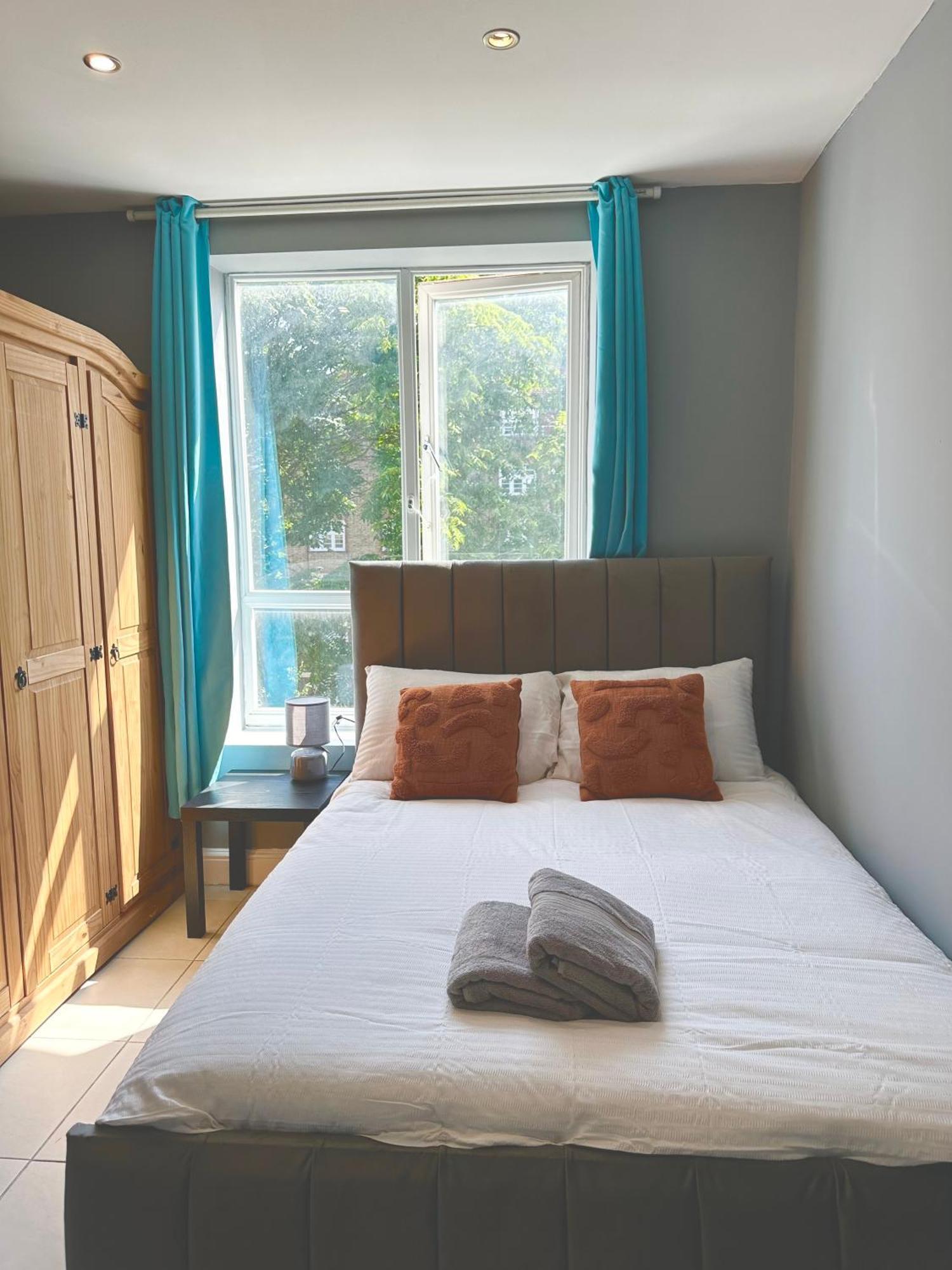 Luxury Private Room In Central 런던 외부 사진